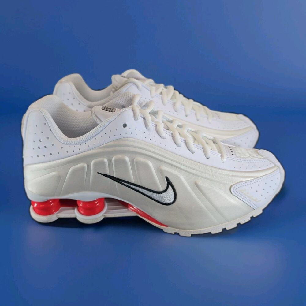 Size 5.5Y 7 Women Nike Shox R4 CW2626-102 White/Phantom/Picante Red